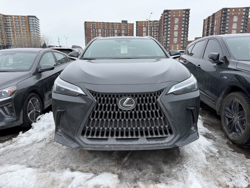 Lexus NX NX 350h 2023 à Laval, Québec - 3 - w1024h768px