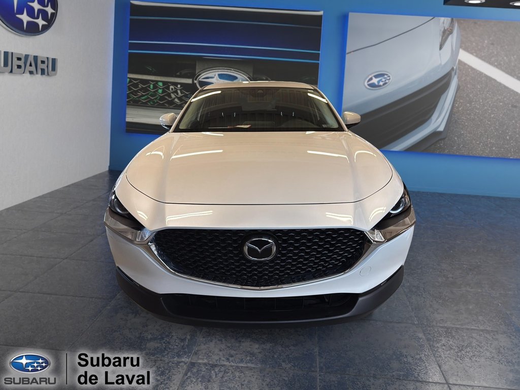 Mazda CX-30 GS 2023 à Laval, Québec - 2 - w1024h768px