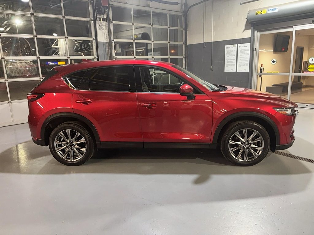 Mazda CX-5 Signature 2021 à Terrebonne, Québec - 5 - w1024h768px