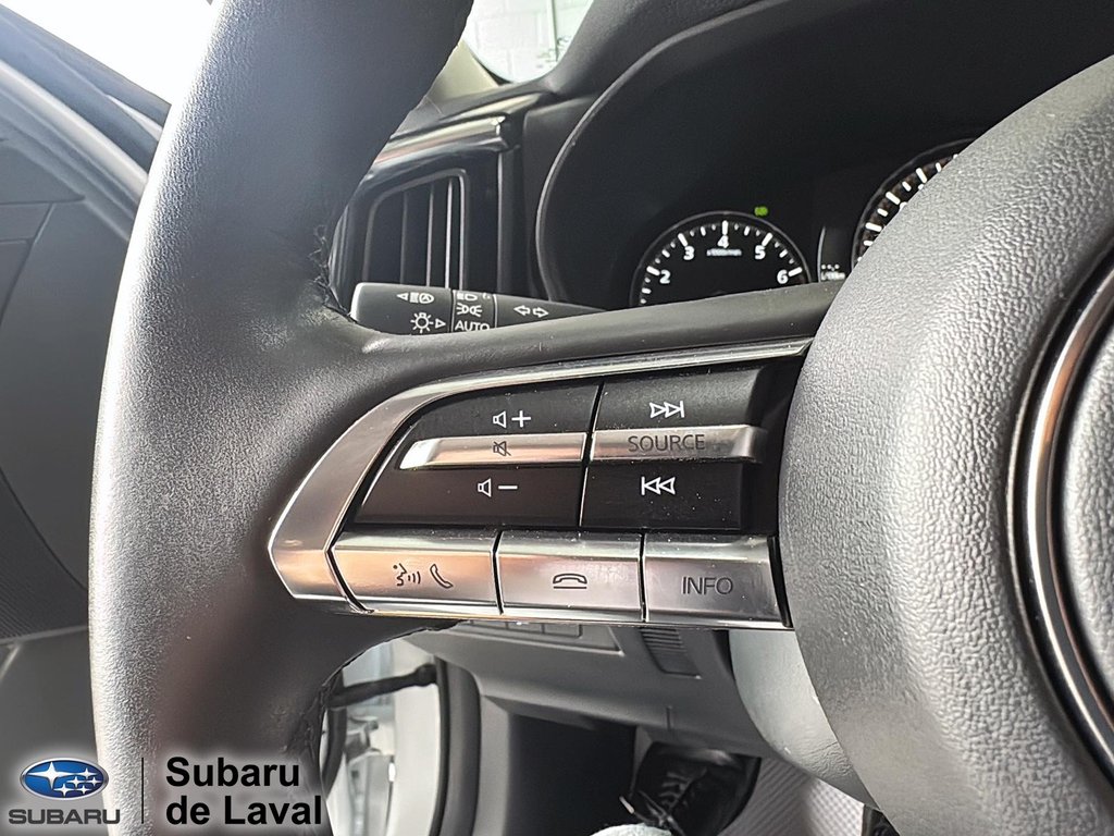 2024 Mazda CX-50 GT in Laval, Quebec - 20 - w1024h768px
