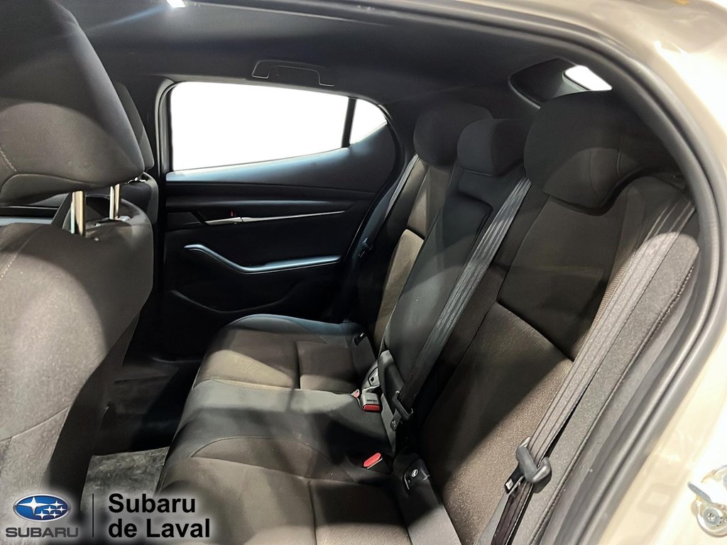 2022 Mazda Mazda3 Sport GS in Laval, Quebec - 12 - w1024h768px