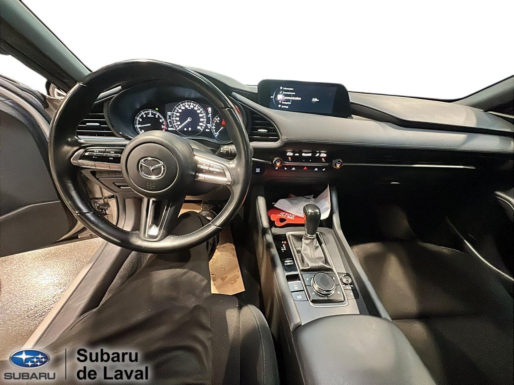 2022 Mazda Mazda3 Sport GS in Laval, Quebec - 14 - w1024h768px