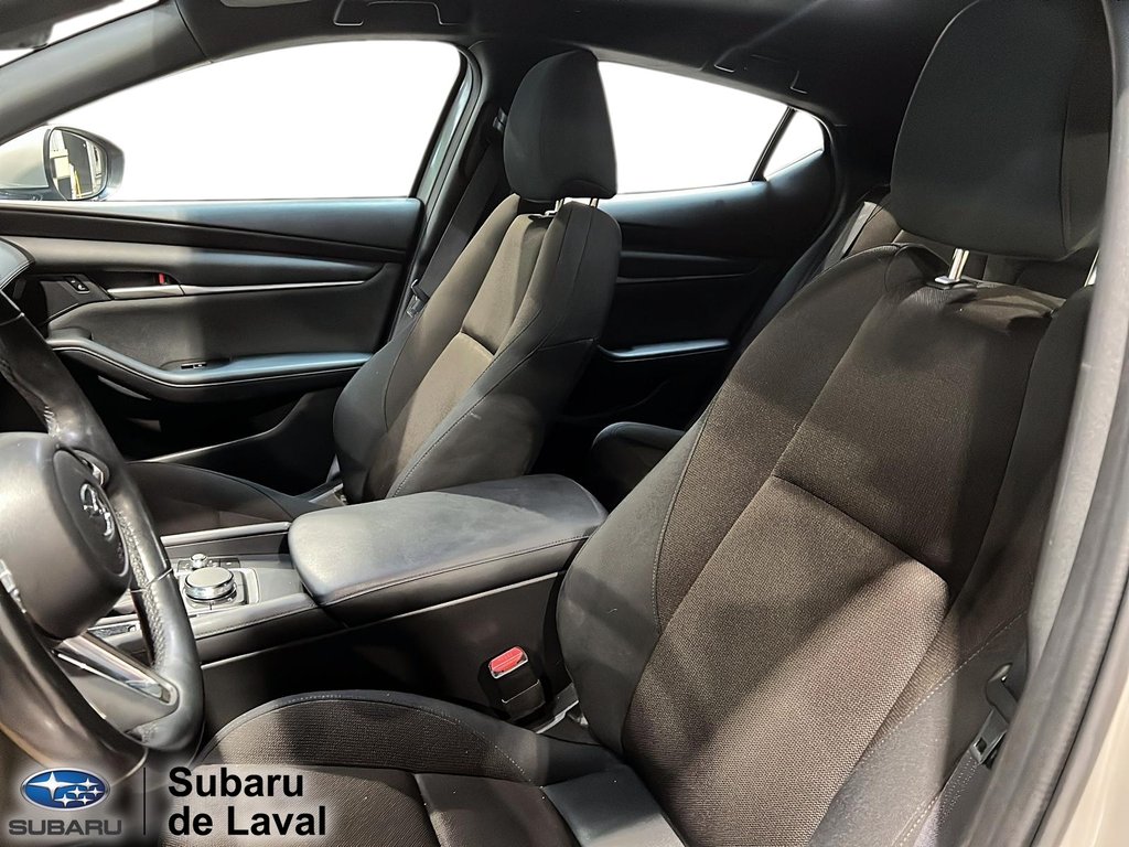 2022 Mazda Mazda3 Sport GS in Laval, Quebec - 10 - w1024h768px