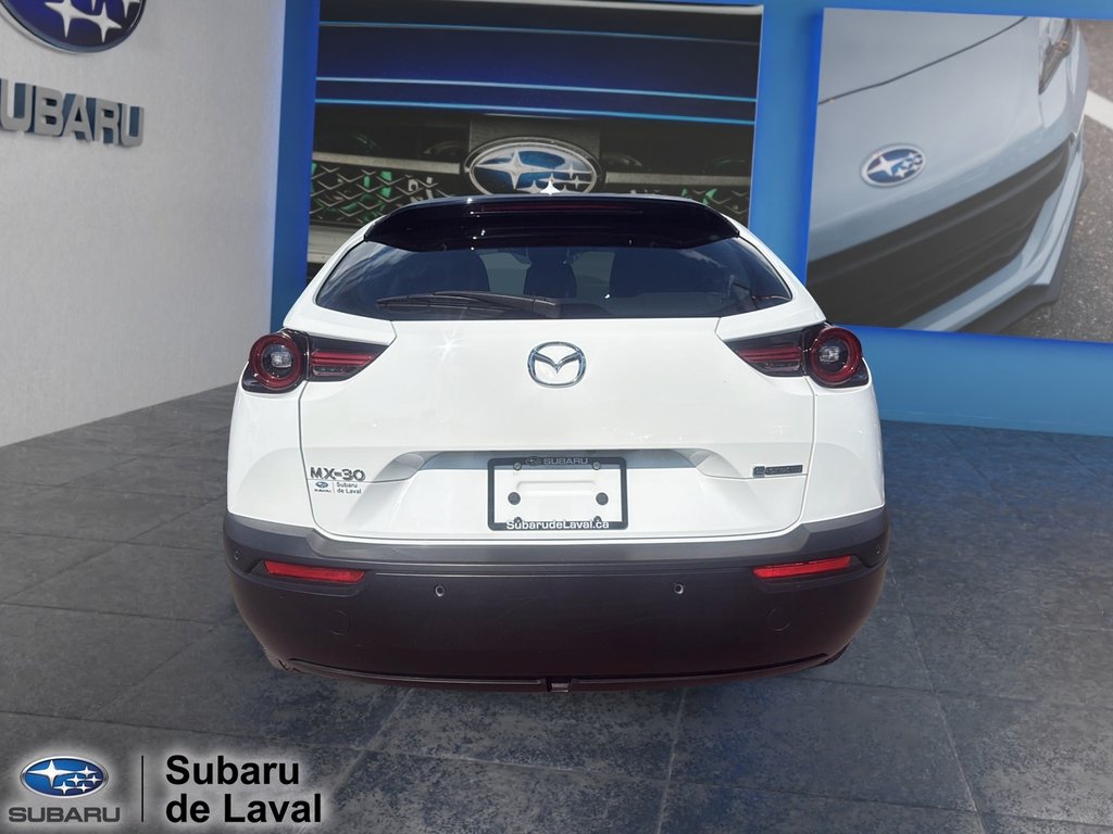 2022 Mazda MX-30 EV GS in Terrebonne, Quebec - 6 - w1024h768px