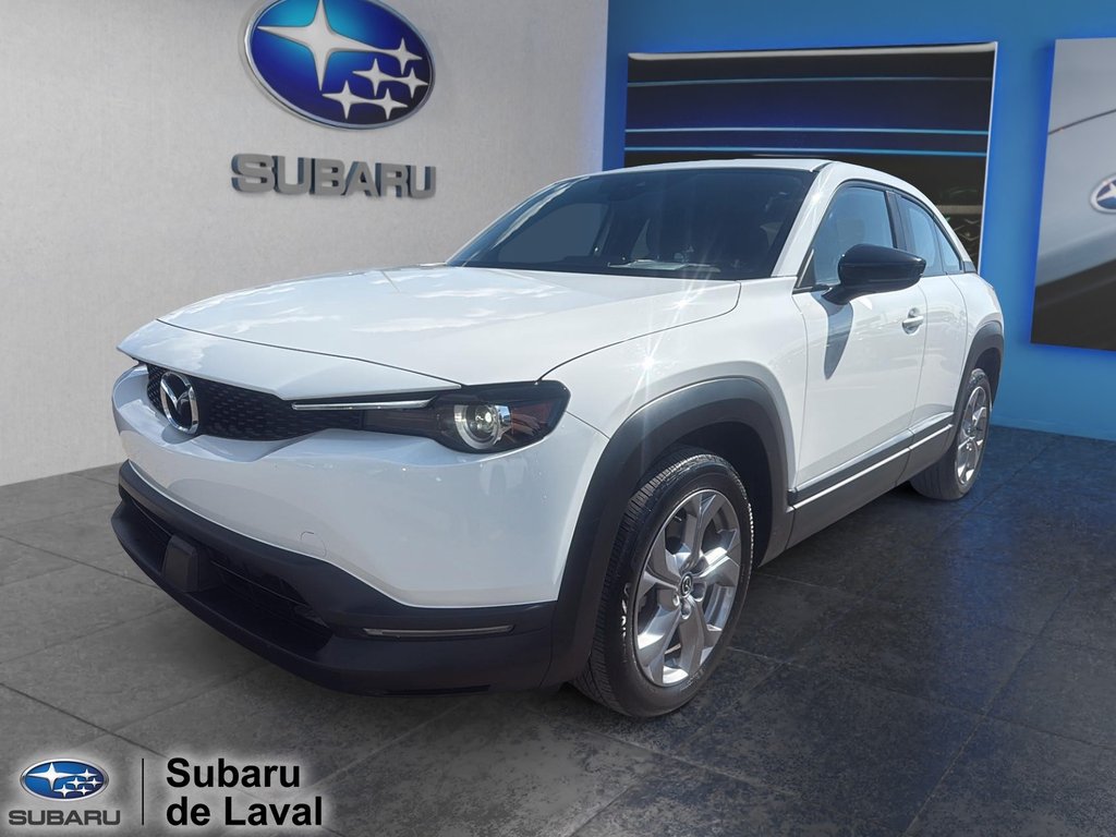 2022 Mazda MX-30 EV GS in Terrebonne, Quebec - 1 - w1024h768px