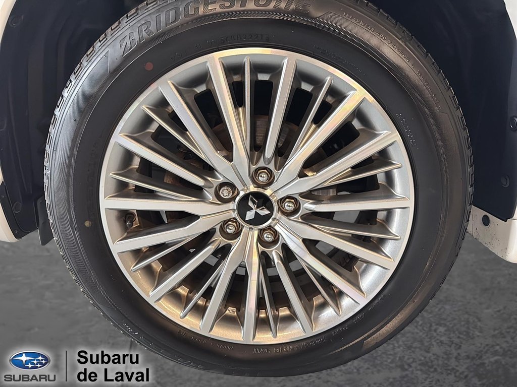 Mitsubishi Outlander PHEV  2022 à Laval, Québec - 9 - w1024h768px