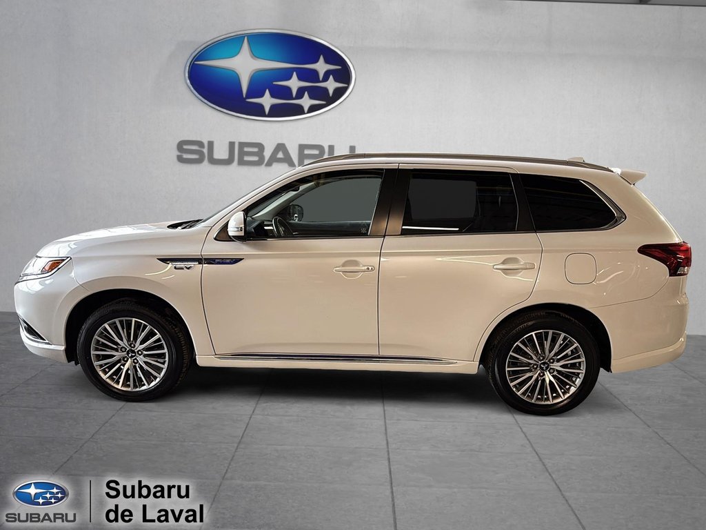Mitsubishi Outlander PHEV  2022 à Laval, Québec - 8 - w1024h768px