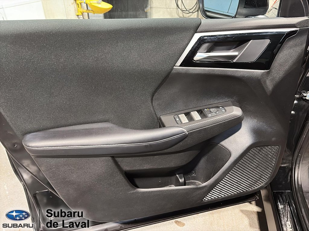 2023 Mitsubishi Outlander ES in Laval, Quebec - 11 - w1024h768px