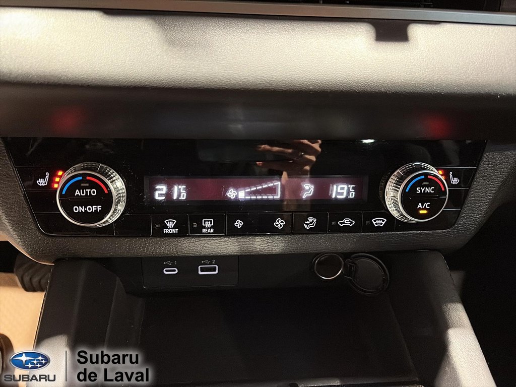 2023 Mitsubishi Outlander ES in Laval, Quebec - 15 - w1024h768px