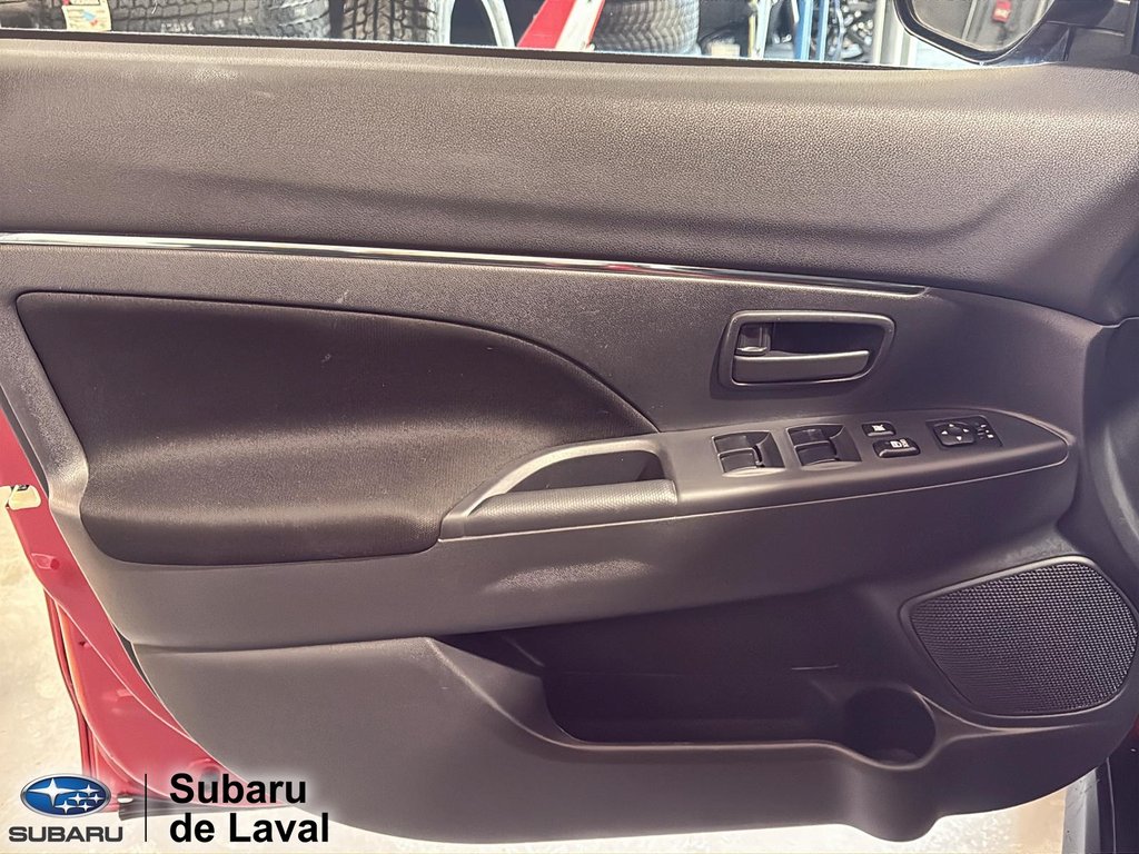 2020 Mitsubishi RVR ES in Laval, Quebec - 10 - w1024h768px