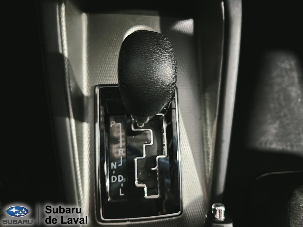 2020 Mitsubishi RVR ES in Laval, Quebec - 16 - w1024h768px