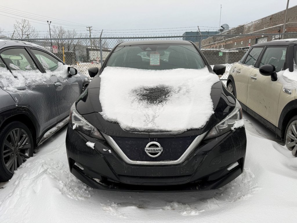 Nissan LEAF SV 2022 à Laval, Québec - 3 - w1024h768px