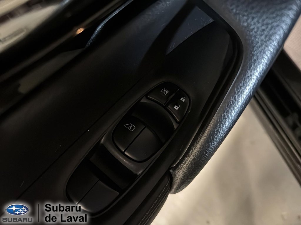 Nissan Qashqai Sv 2023 à Laval, Québec - 11 - w1024h768px