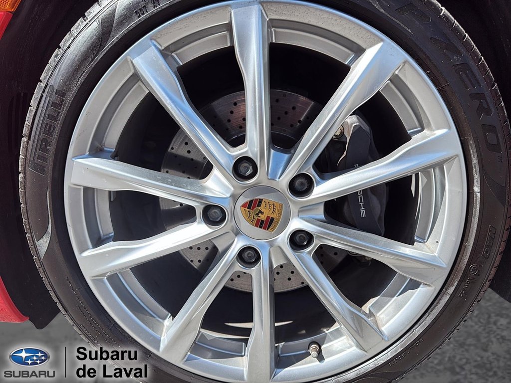 Porsche 718 Boxster Décapotable 2021 à Laval, Québec - 9 - w1024h768px