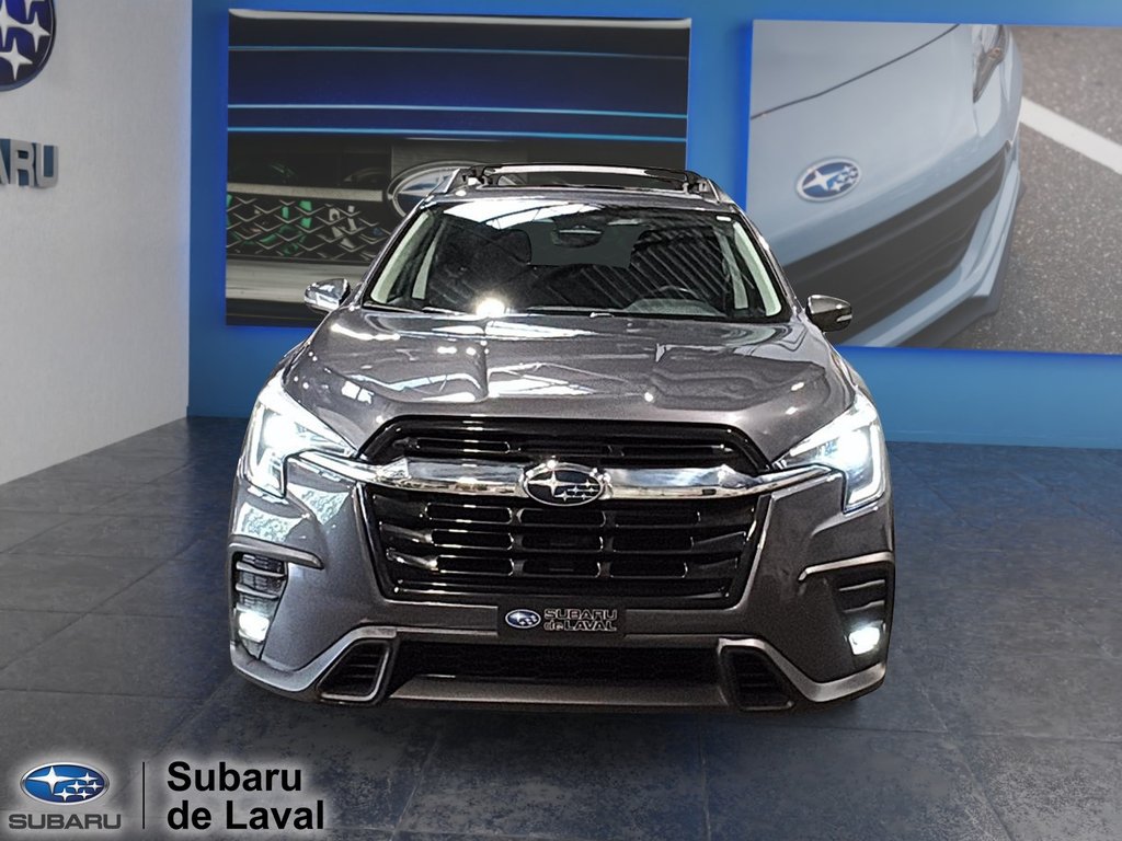 Subaru Ascent Touring 2023 à Laval, Québec - 2 - w1024h768px