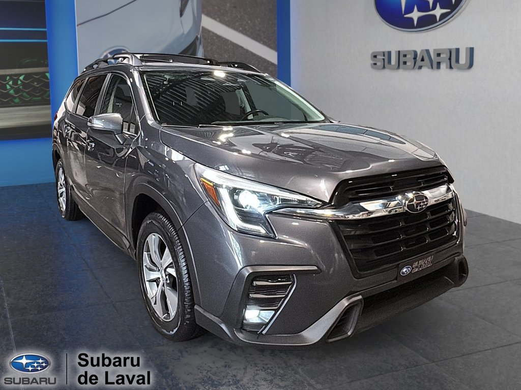 Subaru Ascent Touring 2023 à Laval, Québec - 3 - w1024h768px
