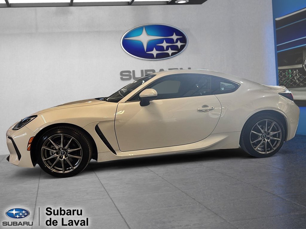 Subaru BRZ Base 2023 à Terrebonne, Québec - 4 - w1024h768px