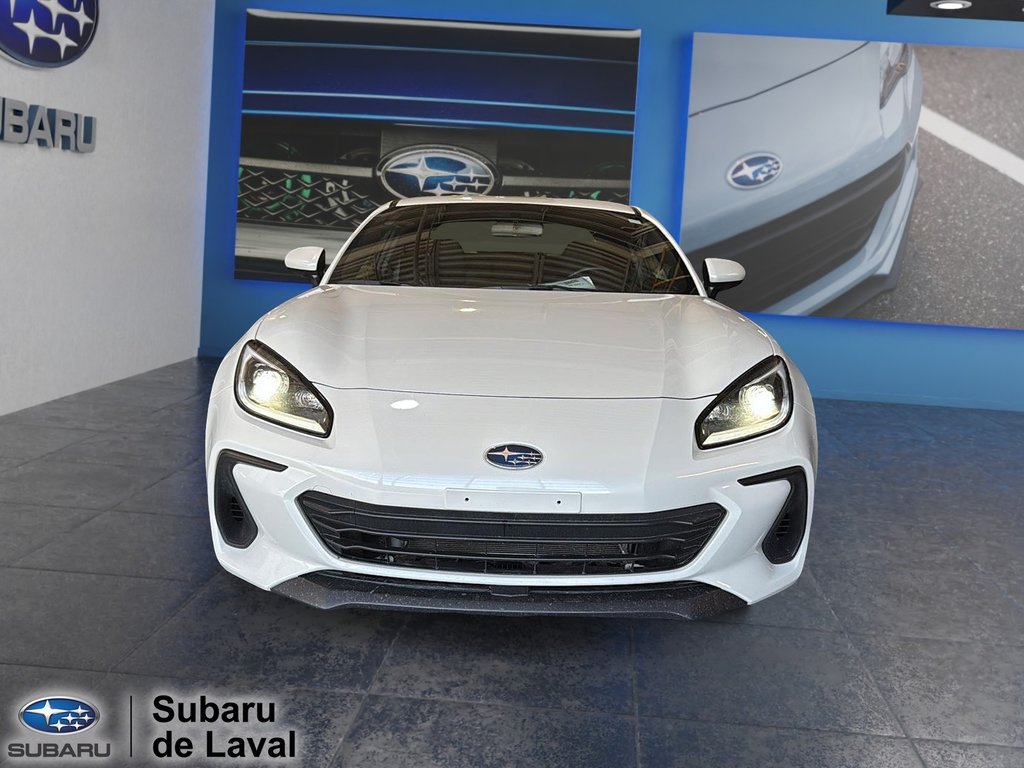 Subaru BRZ Base 2023 à Terrebonne, Québec - 2 - w1024h768px