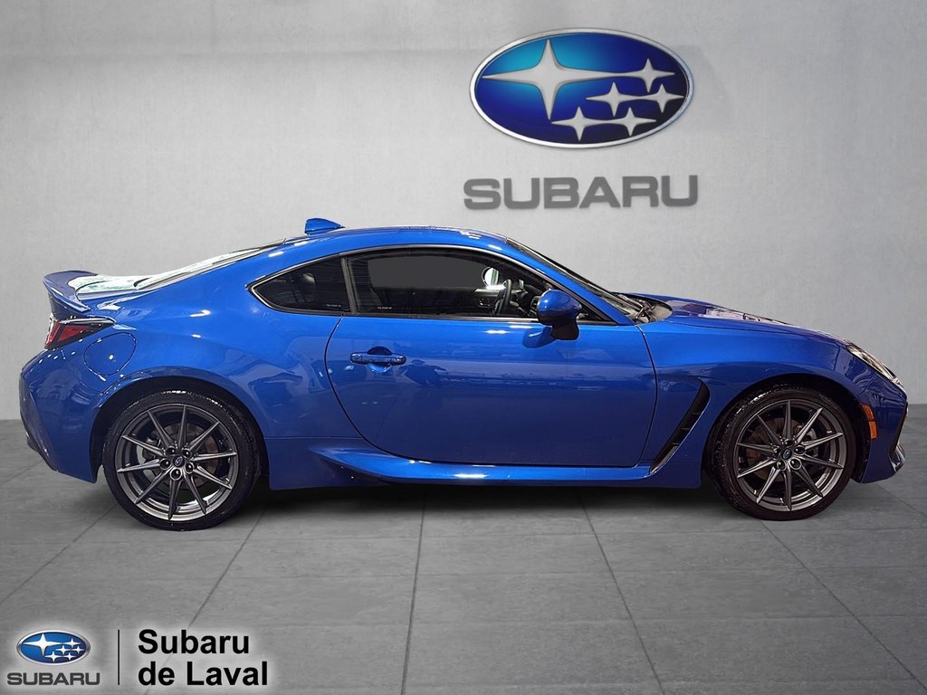 2023 Subaru BRZ Sport-tech in Laval, Quebec - 4 - w1024h768px