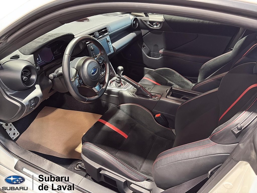 Subaru BRZ Sport-tech 2023 à Laval, Québec - 9 - w1024h768px
