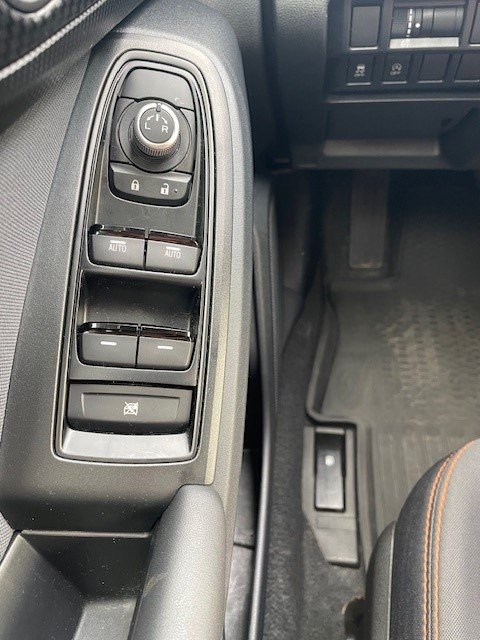 Subaru Crosstrek Touring 2023 à Laval, Québec - 10 - w1024h768px