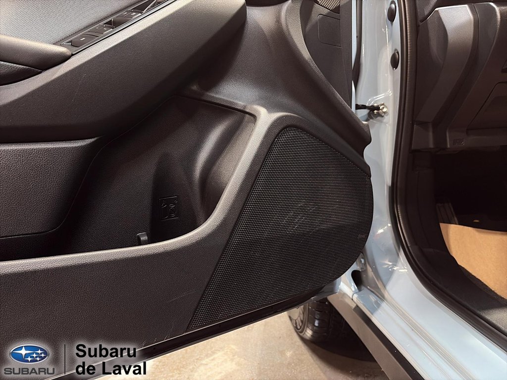 Subaru Crosstrek Touring 2023 à Laval, Québec - 12 - w1024h768px