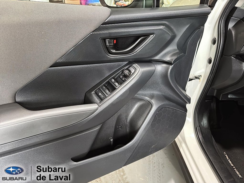 2024 Subaru Crosstrek Convenience in Laval, Quebec - 12 - w1024h768px