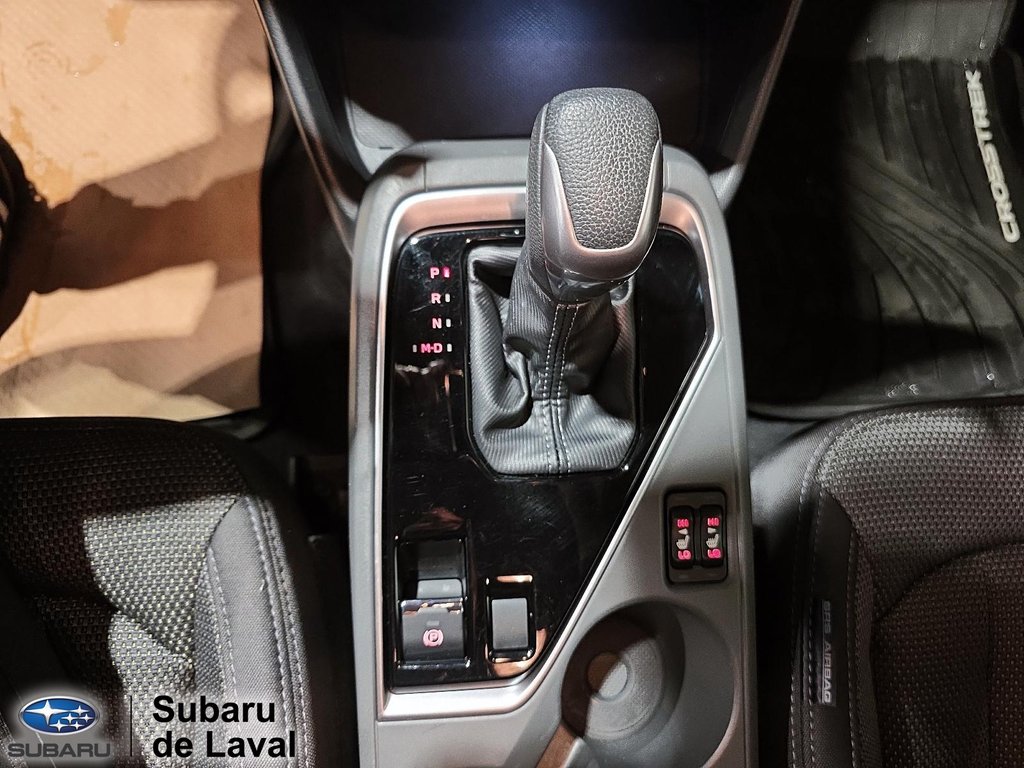 Subaru Crosstrek Touring 2024 à Laval, Québec - 18 - w1024h768px
