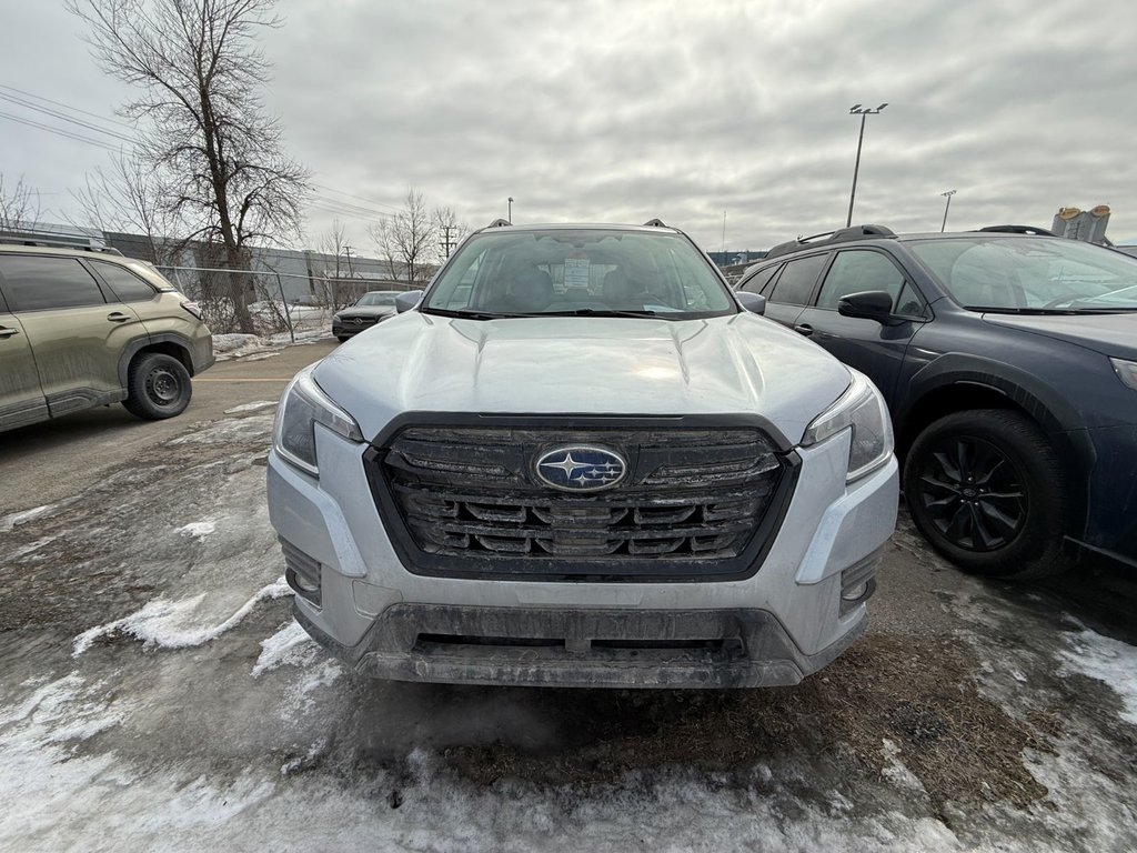 2024 Subaru FORESTER Touring in Laval, Quebec - 3 - w1024h768px