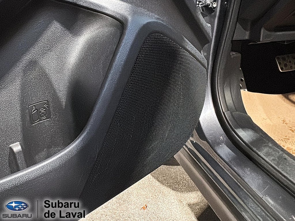 2024 Subaru Crosstrek Onyx in Laval, Quebec - 12 - w1024h768px