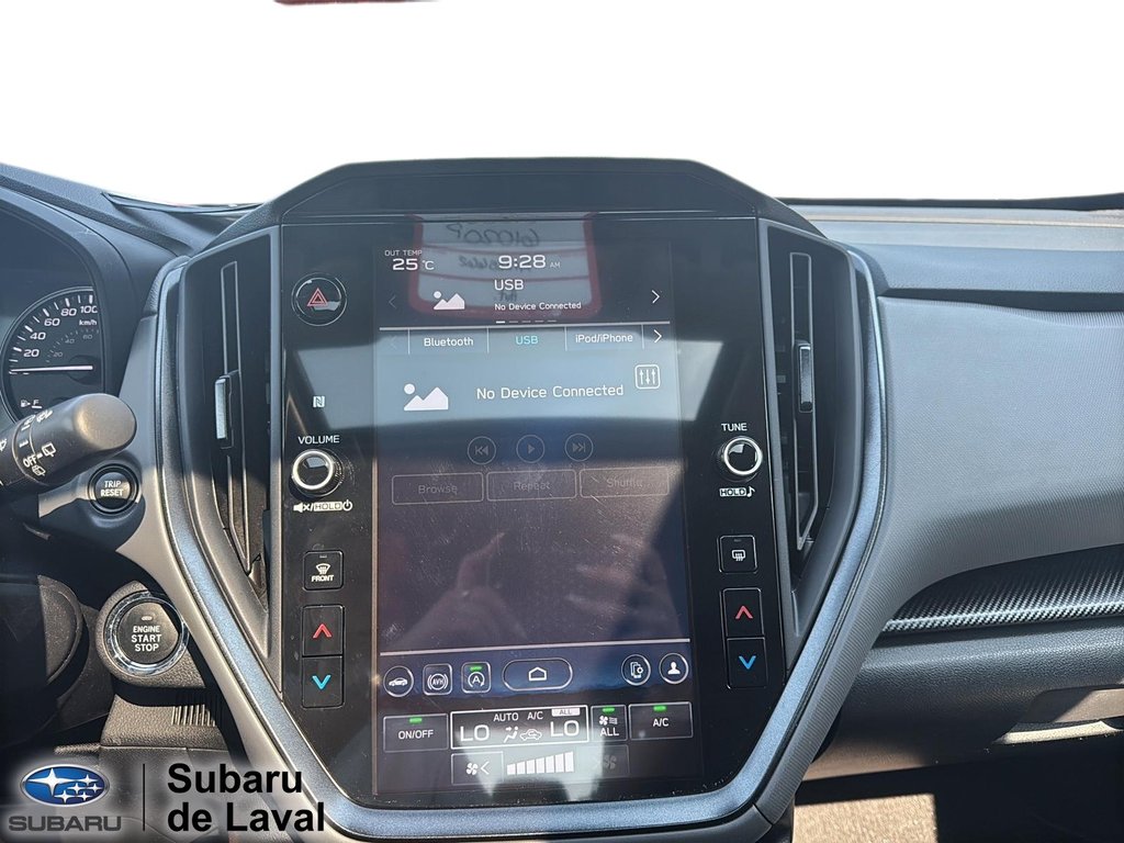 2024 Subaru Crosstrek Limited in Laval, Quebec - 14 - w1024h768px