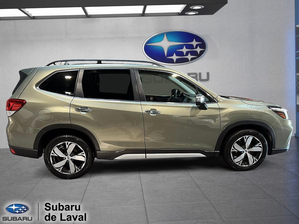 Subaru Forester Premier 2019 à Laval, Québec - 4 - w1024h768px