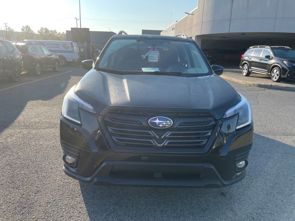 2022 Subaru Forester Touring in Laval, Quebec - 3 - w1024h768px