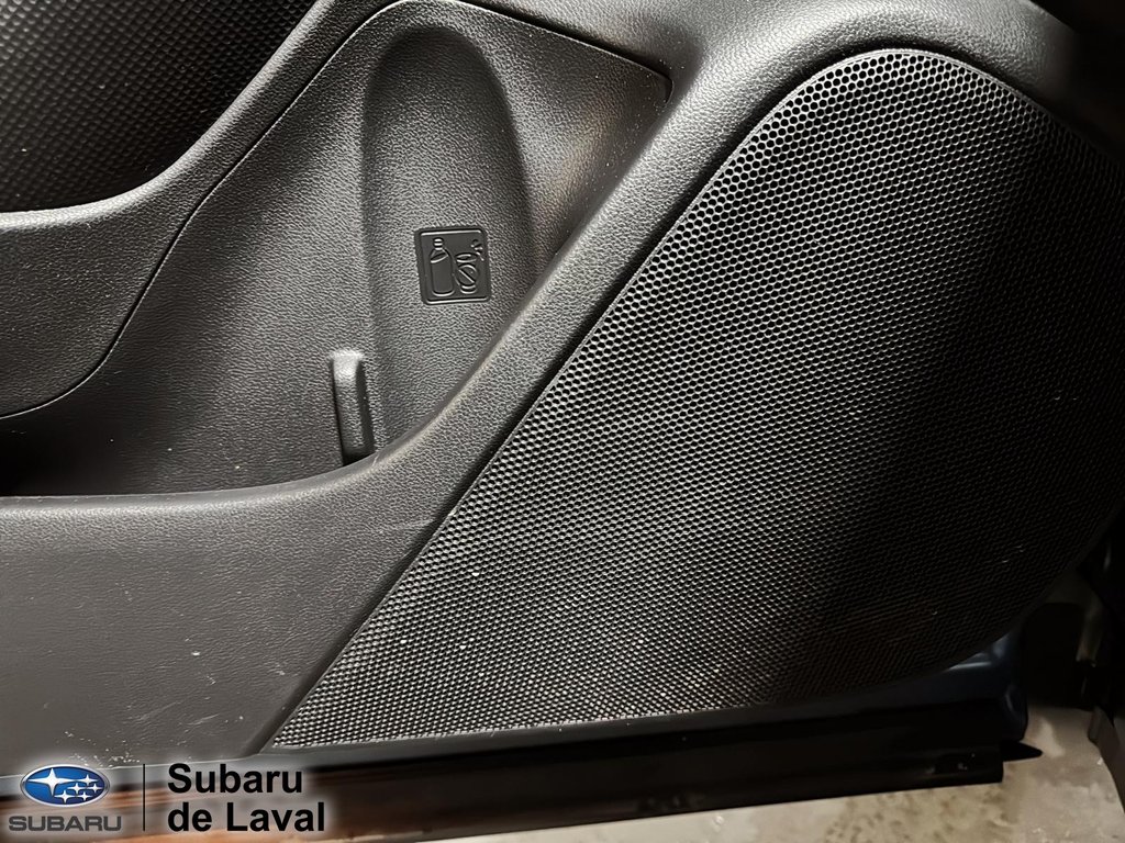 2022 Subaru Forester Touring in Terrebonne, Quebec - 12 - w1024h768px