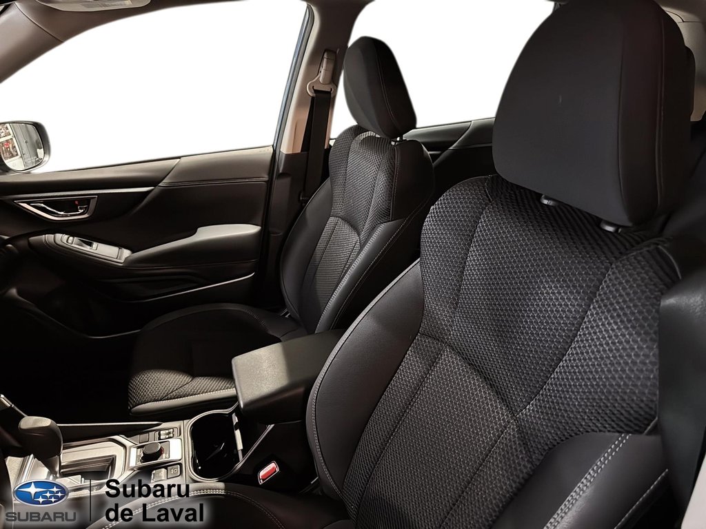 2022 Subaru Forester Touring in Terrebonne, Quebec - 10 - w1024h768px