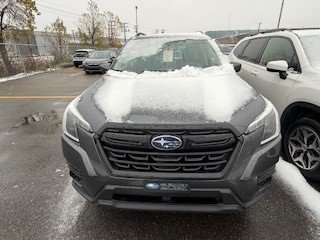 Subaru Forester 2.5i 2023 à Laval, Québec - 3 - w1024h768px