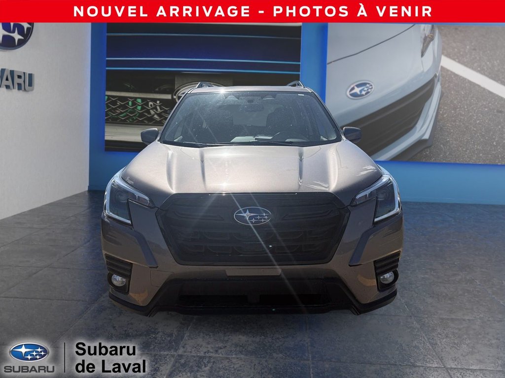 Subaru Forester Touring 2023 à Laval, Québec - 3 - w1024h768px