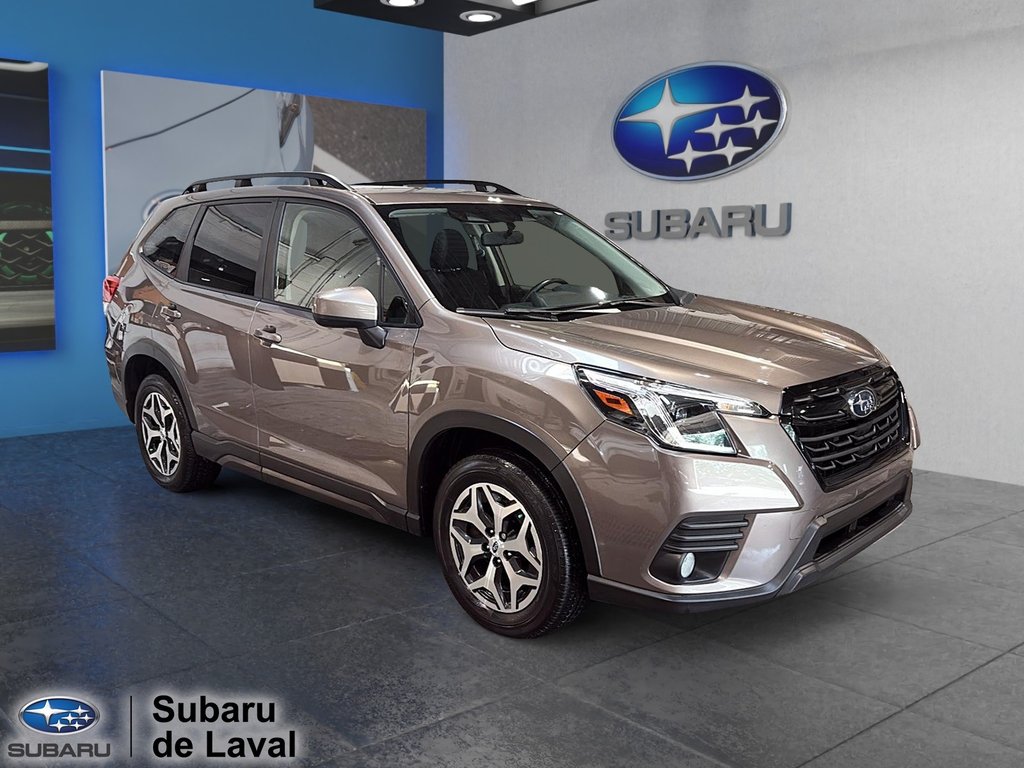 2023 Subaru Forester Touring in Laval, Quebec - 3 - w1024h768px