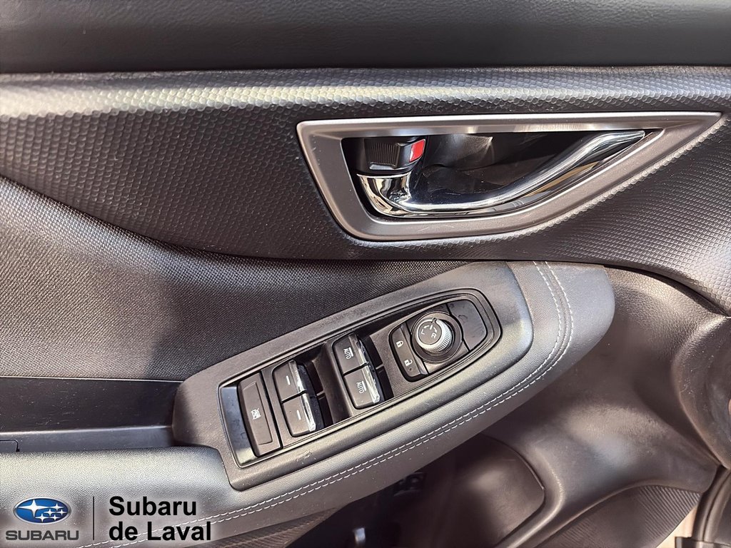 2023 Subaru Forester Touring in Laval, Quebec - 11 - w1024h768px