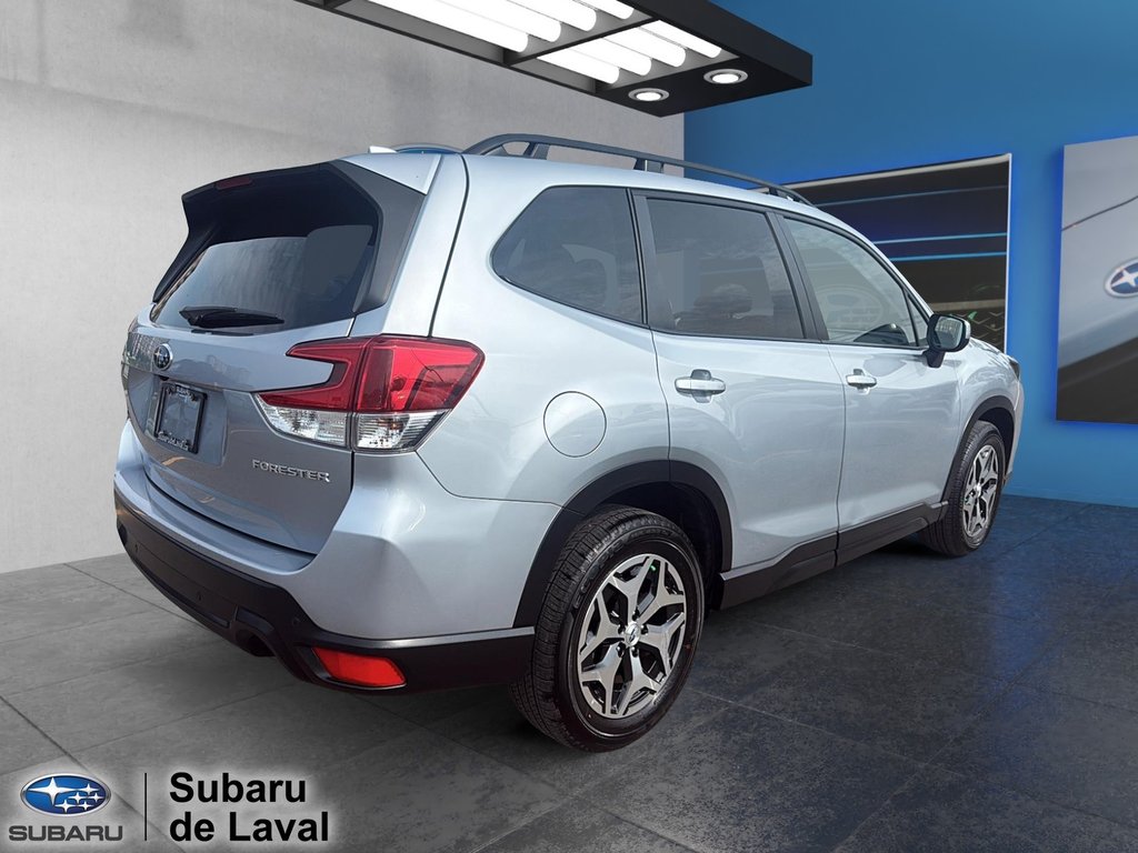 Subaru Forester Touring 2023 à Laval, Québec - 5 - w1024h768px