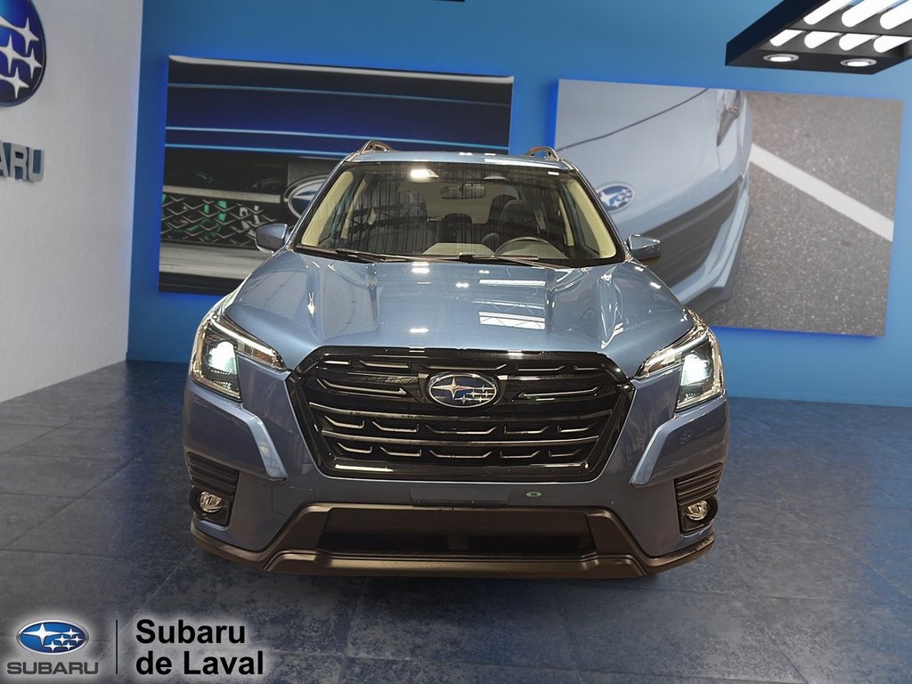 Subaru Forester Touring 2024 à Laval, Québec - 2 - w1024h768px