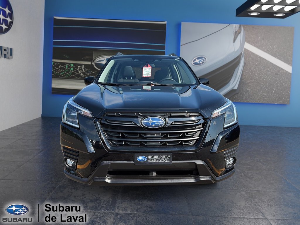 Subaru Forester Touring 2024 à Laval, Québec - 2 - w1024h768px