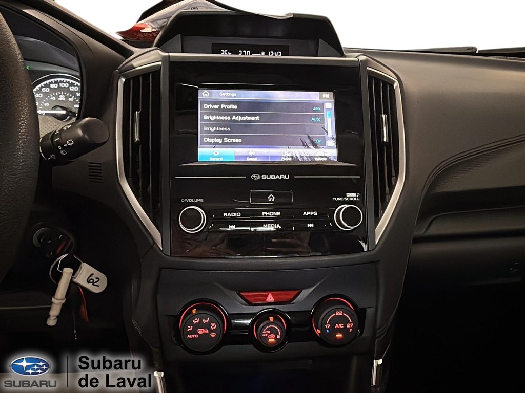 2024 Subaru Forester Base in Laval, Quebec - 13 - w1024h768px