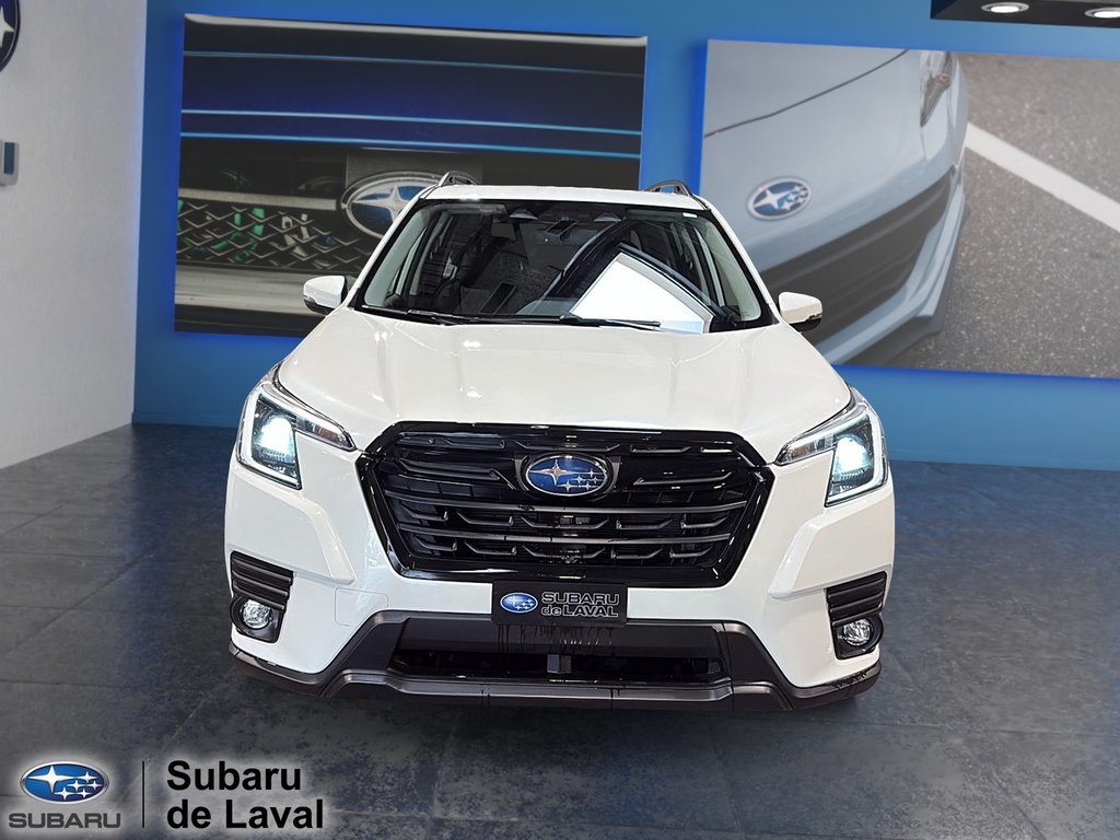 2024 Subaru Forester Limited in Laval, Quebec - 2 - w1024h768px