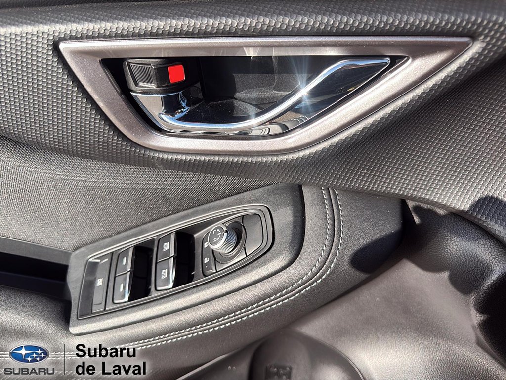 Subaru Forester Touring 2024 à Laval, Québec - 10 - w1024h768px