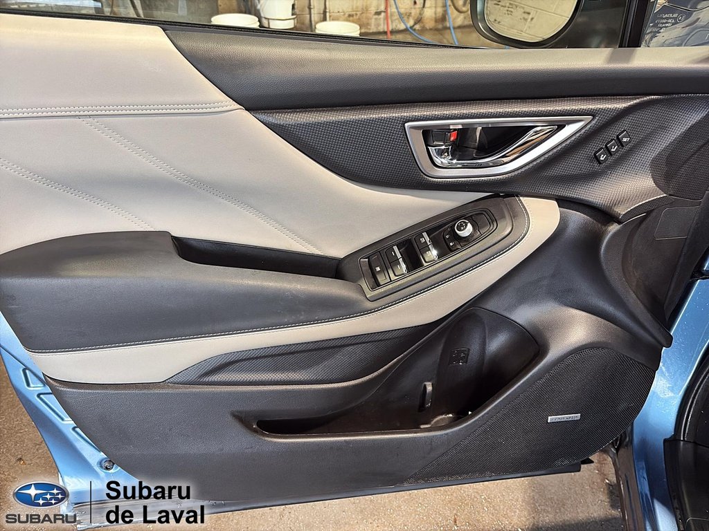 Subaru Forester Limited 2024 à Laval, Québec - 11 - w1024h768px