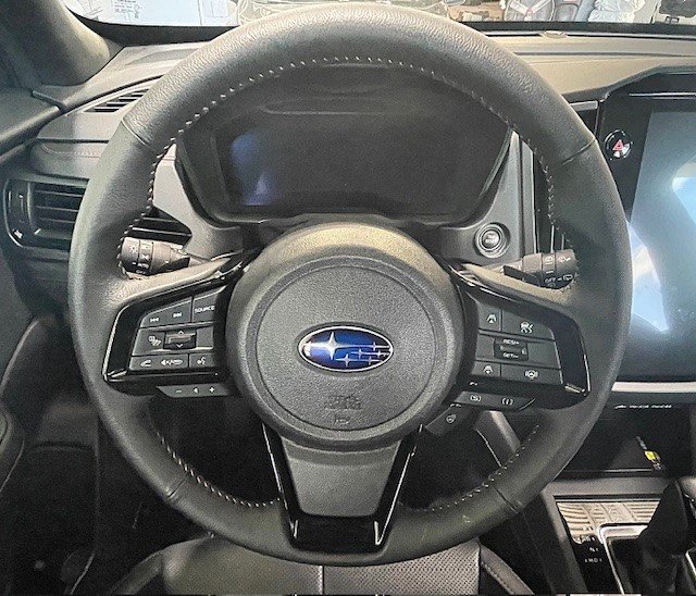 Subaru Forester E-BOXER Hybrid Premier 2025 à Laval, Québec - 25 - w1024h768px
