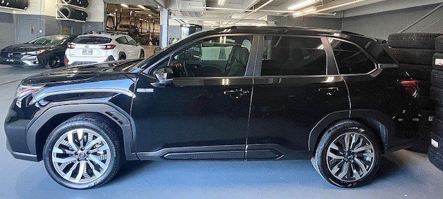 Subaru Forester E-BOXER Hybrid Premier 2025 à Laval, Québec - 8 - w1024h768px
