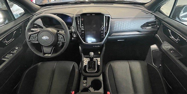 Subaru Forester E-BOXER Hybrid Premier 2025 à Laval, Québec - 12 - w1024h768px