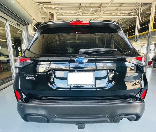 Subaru Forester E-BOXER Hybrid Premier 2025 à Laval, Québec - 11 - w1024h768px